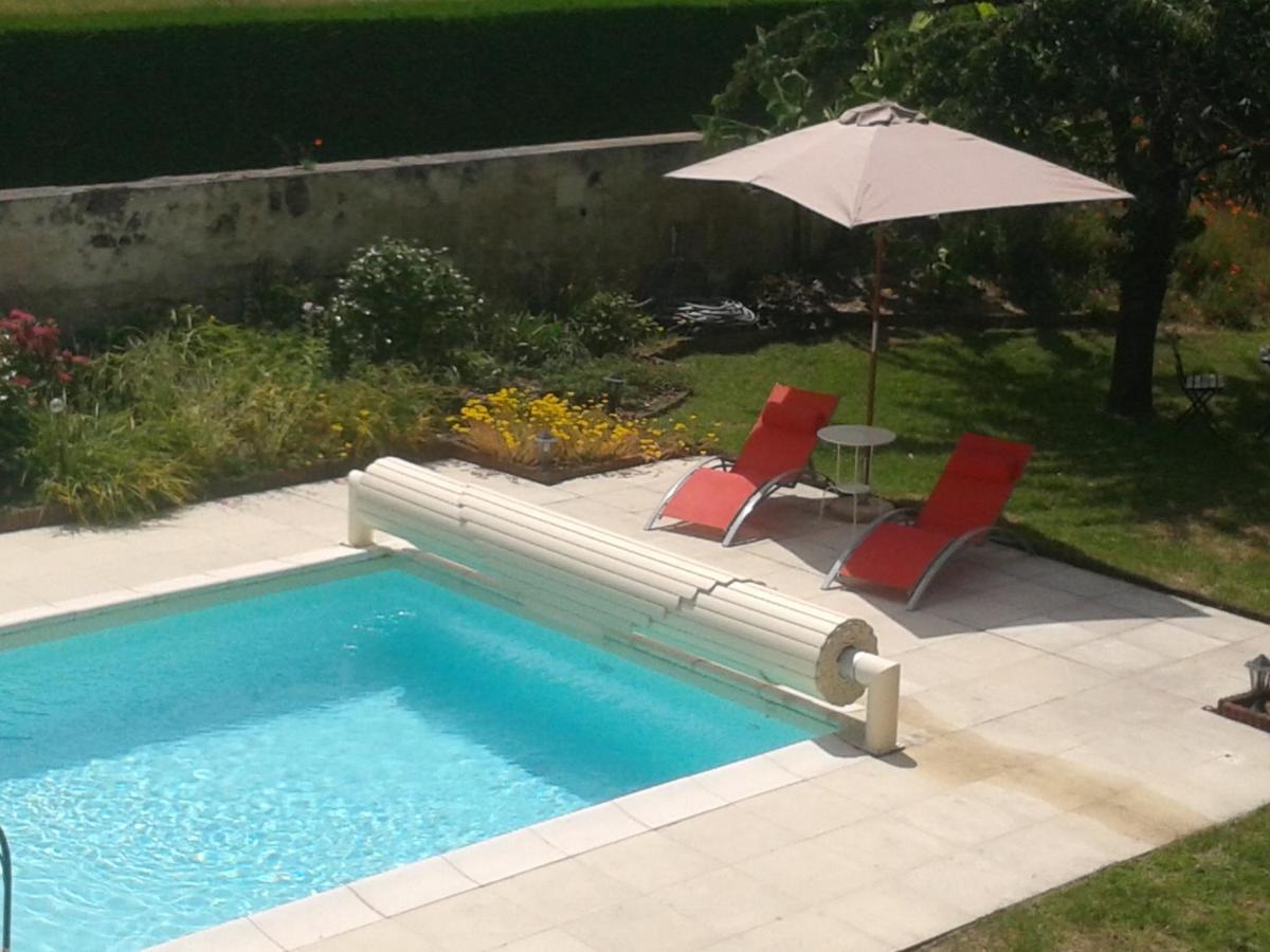 La Recre Bed and Breakfast Restigné Εξωτερικό φωτογραφία