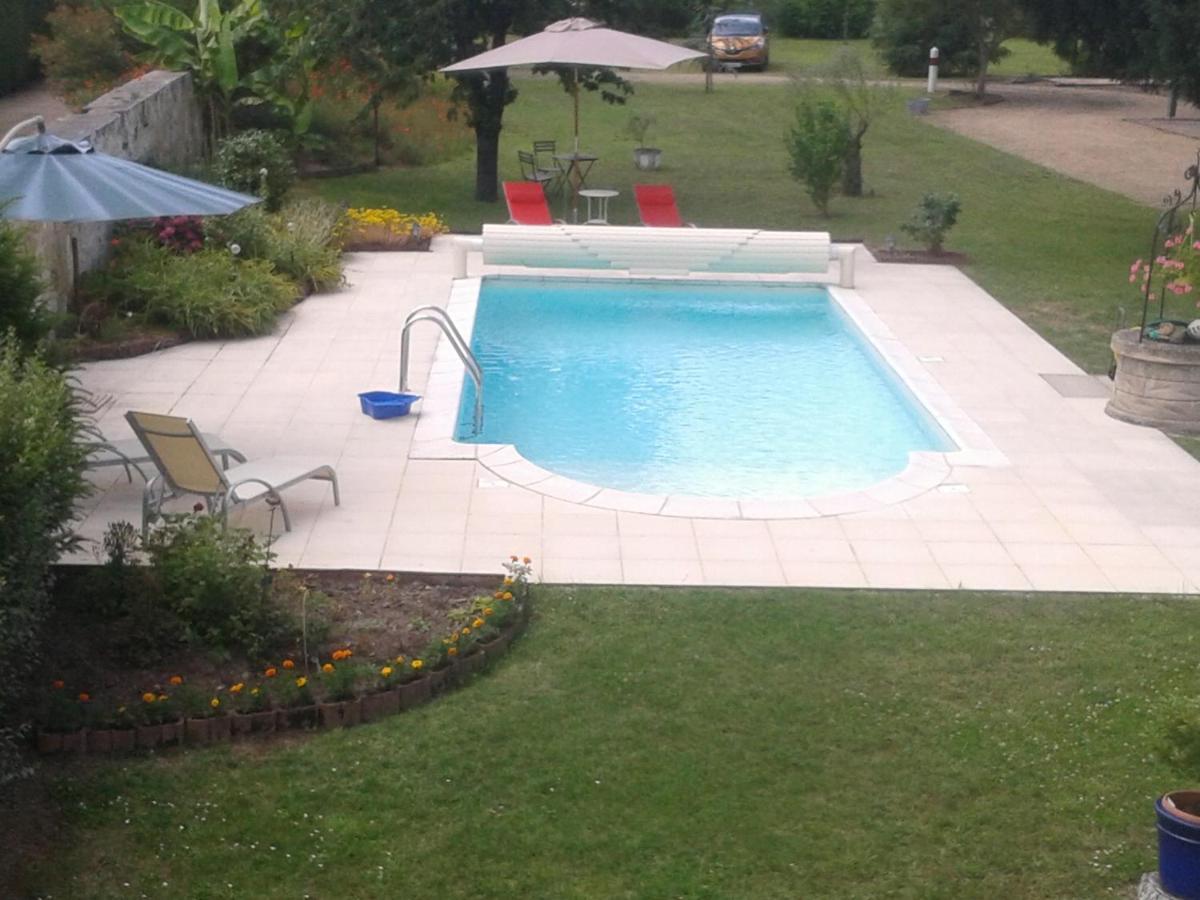 La Recre Bed and Breakfast Restigné Εξωτερικό φωτογραφία