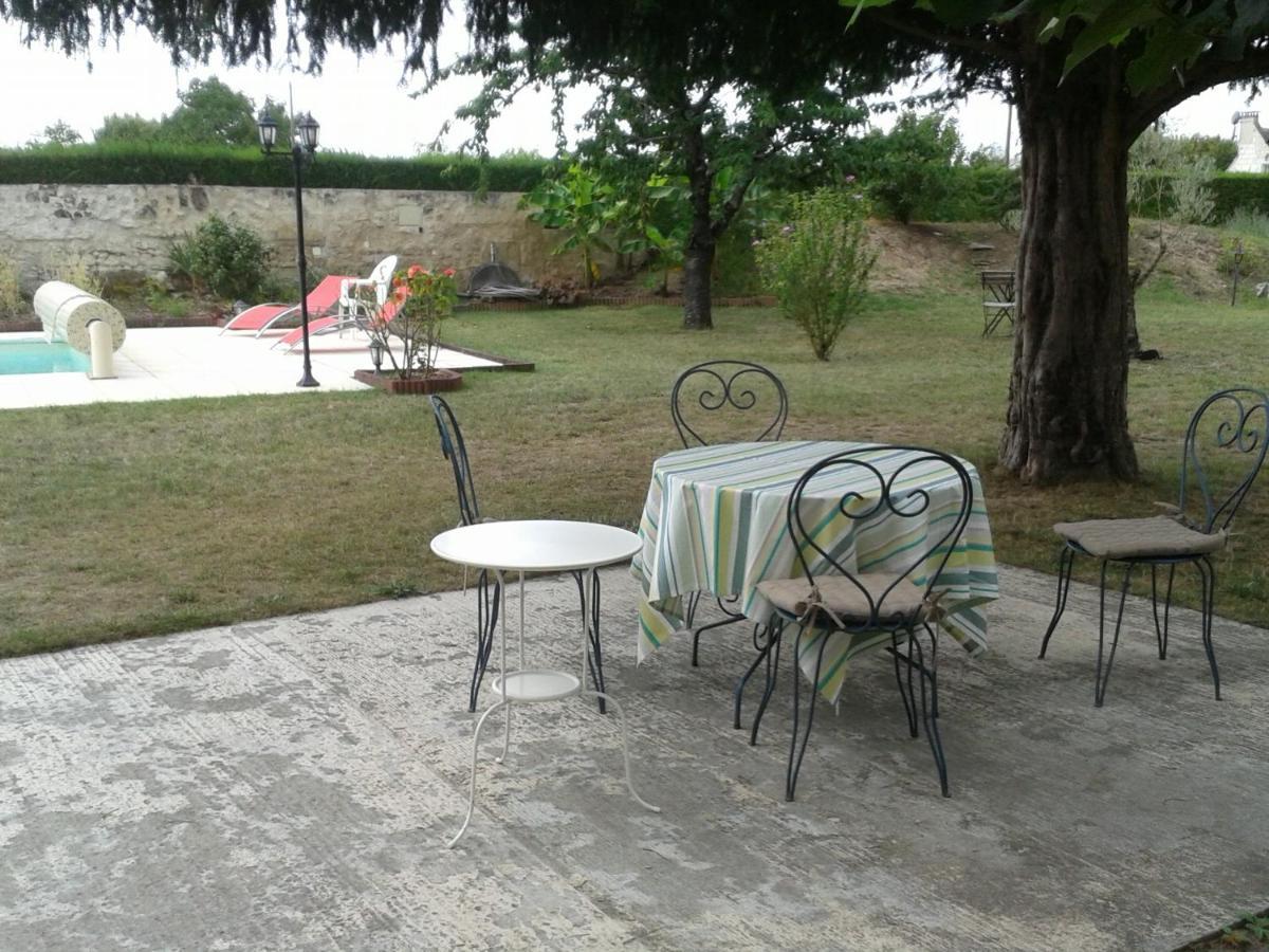 La Recre Bed and Breakfast Restigné Εξωτερικό φωτογραφία